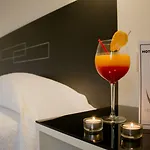 Amadeos - - Porto Hotel