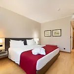 Hotel Amadeos - - Porto