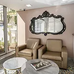 Hotel Amadeos - - Porto Matosinhos (Porto)
