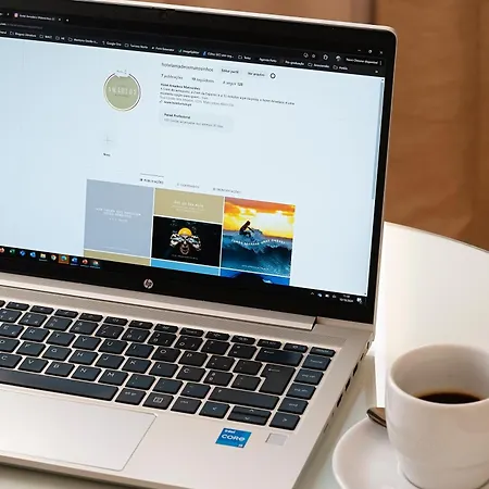 Amadeos - - Porto 3*