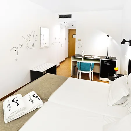 Amadeos - - Porto Hotel Matosinhos (Porto)