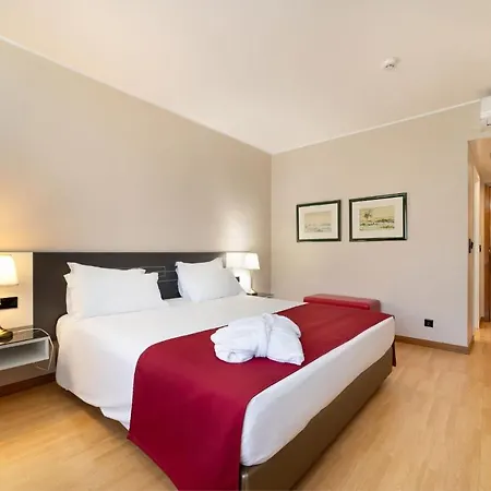 Hotel Amadeos - - Porto