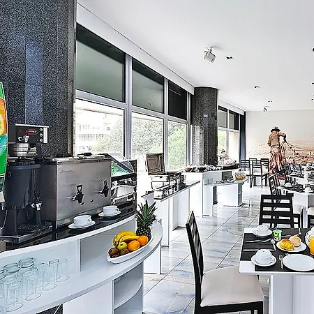 Hotel Amadeos - Matosinhos - Porto 3*