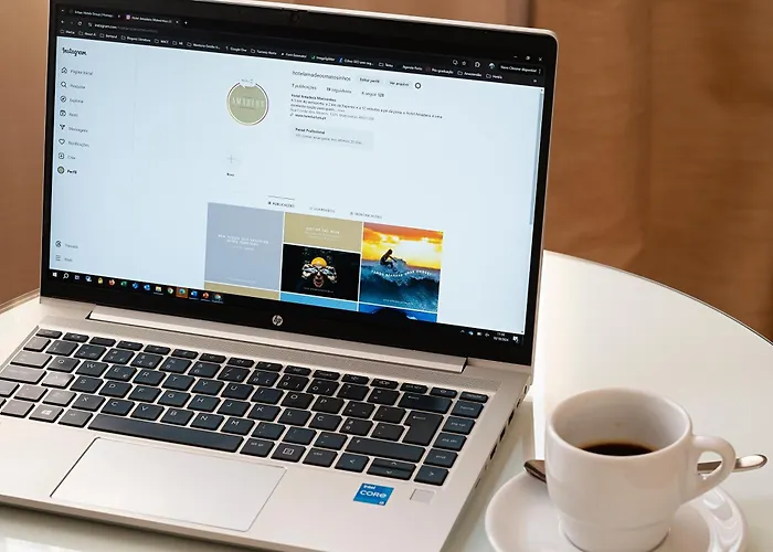 Amadeos - - Porto 3*