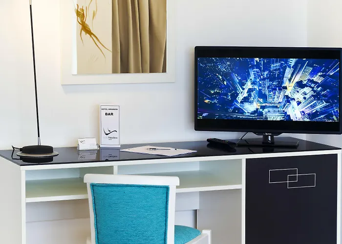 Hotel Amadeos - - Porto Matosinhos (Porto)