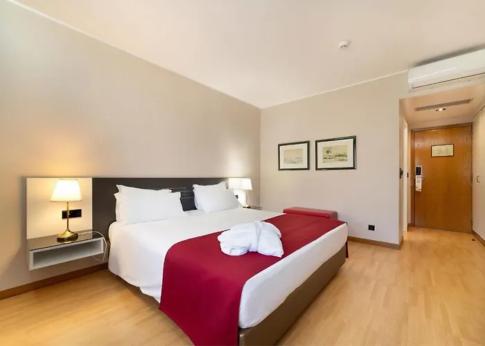 Hotel Amadeos - - Porto